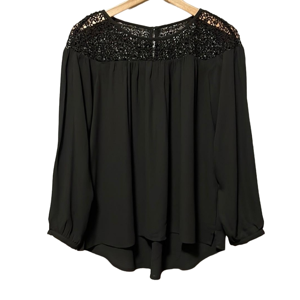 Ann Taylor Loft Crochet Trim Blouse Medium Petite